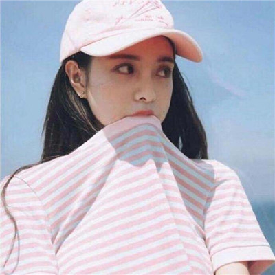 伴游女生张梓萱的资料