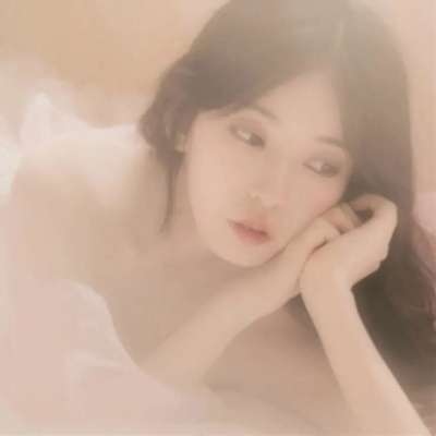 玉溪伴游女生谢梦然的资料