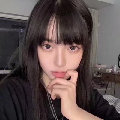 伴游女生苗萱的资料