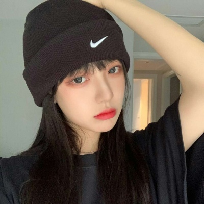 伴游女生琉璃月的资料