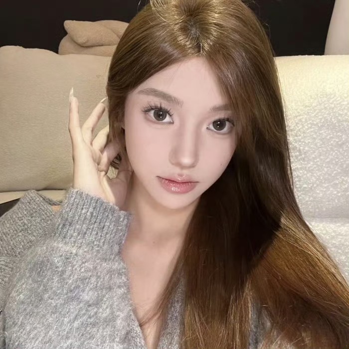 临海游女生李墨白的资料