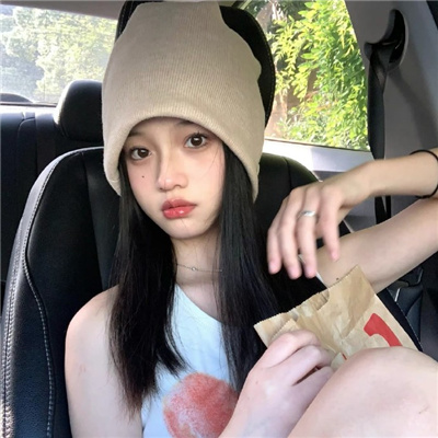 伴游女生前海的资料