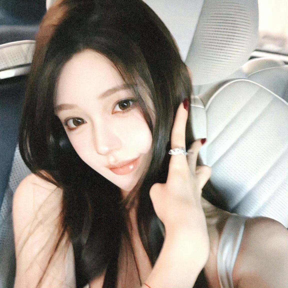 保山伴游女生倪端雅的资料