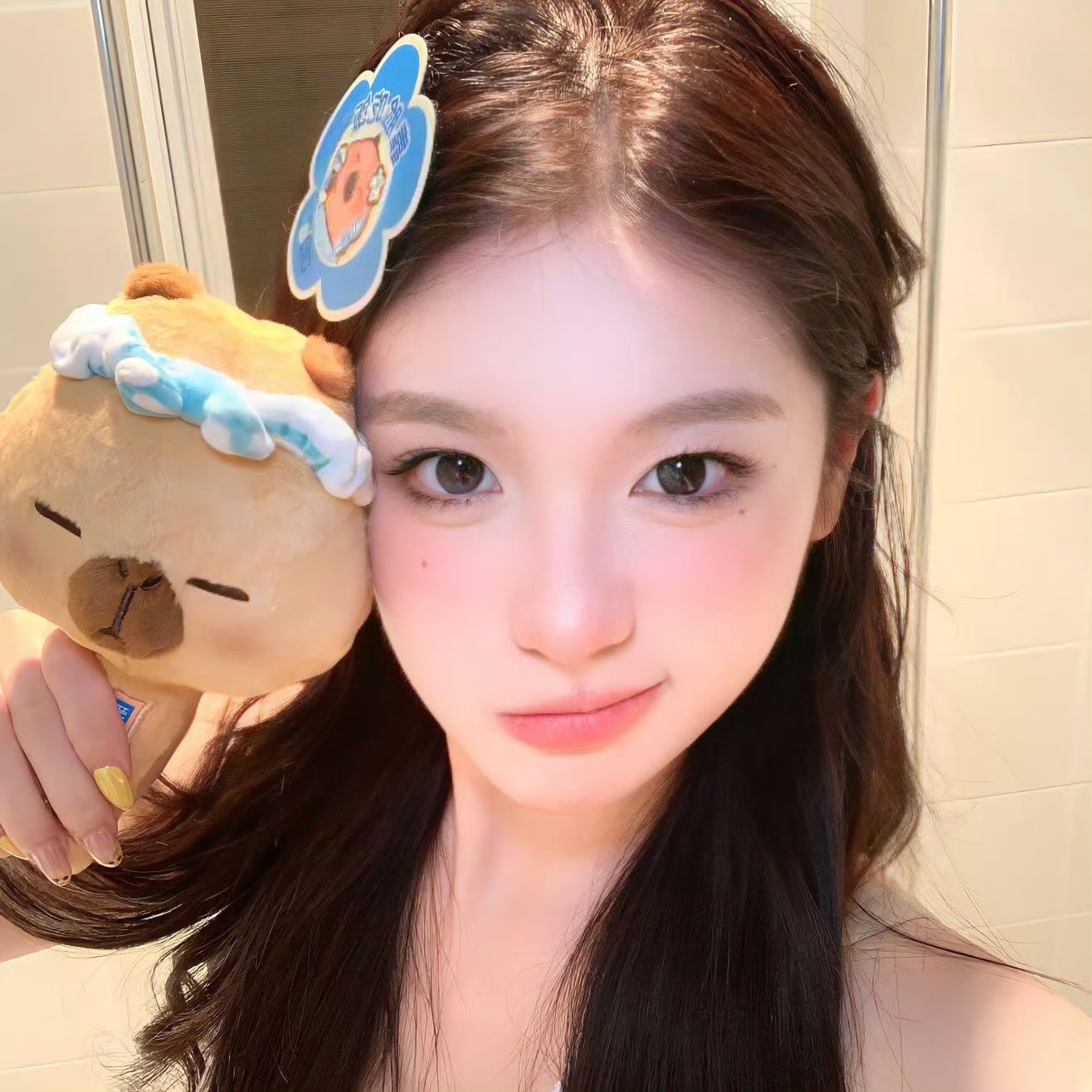 保山伴游女生答妙思的资料