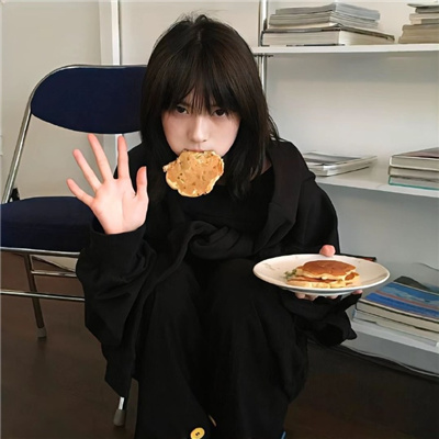 保山伴游女生于梅风的资料