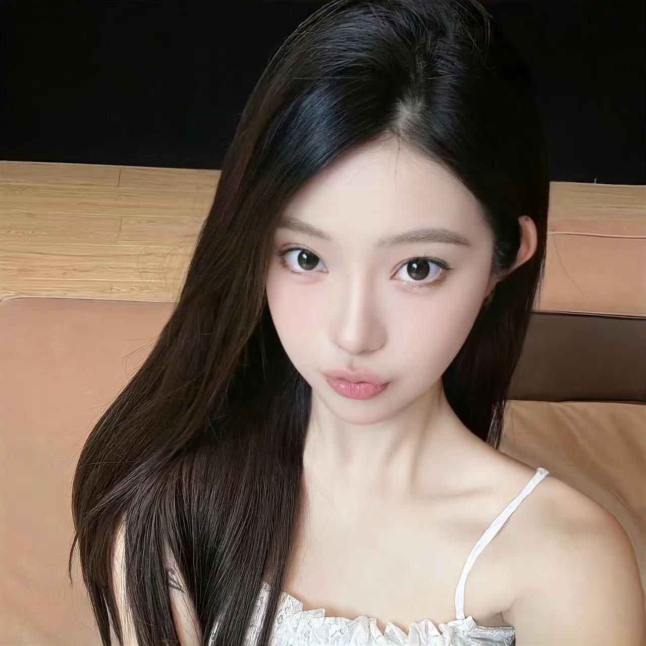 保山伴游女生锐依的资料