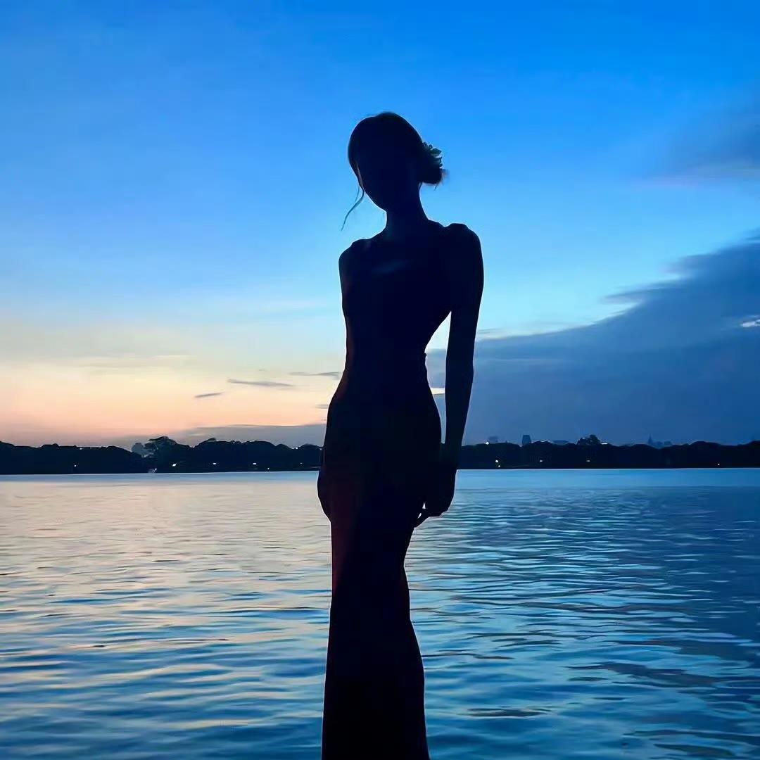 保山伴游女生沈向露的资料