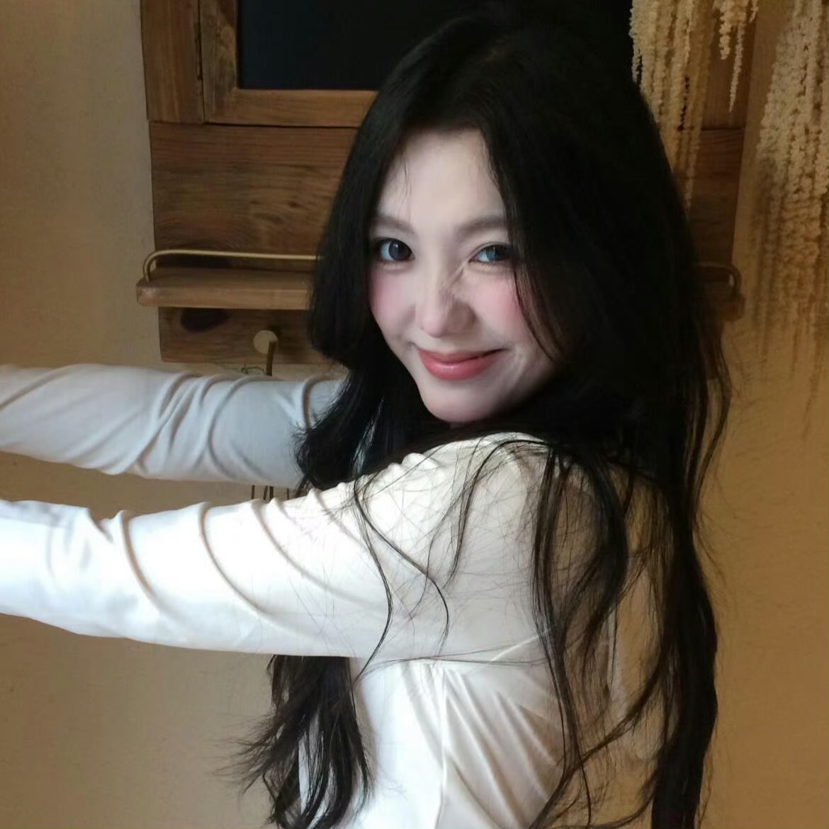 保山伴游女生萧珍的资料