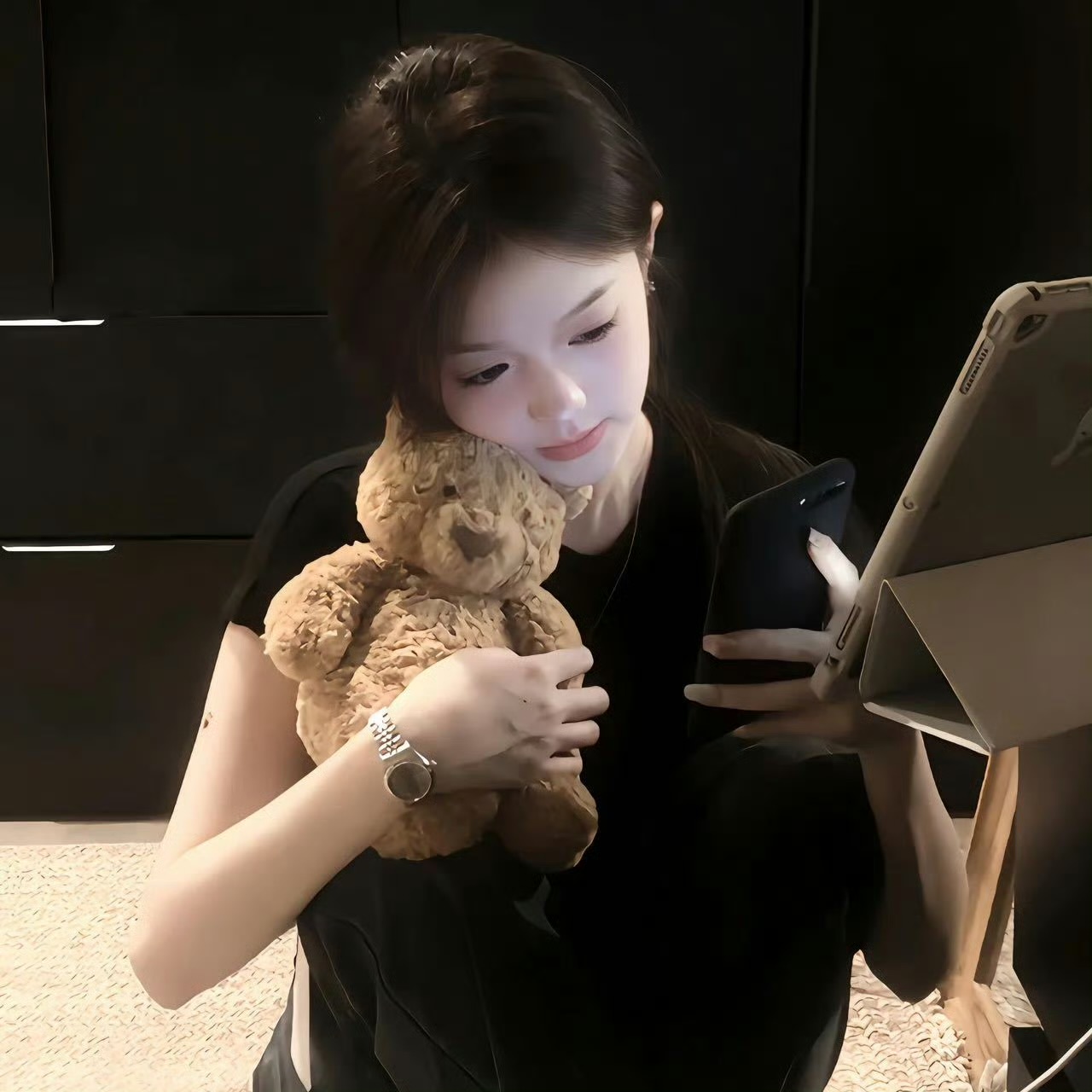 昆明伴游女生李娜的资料