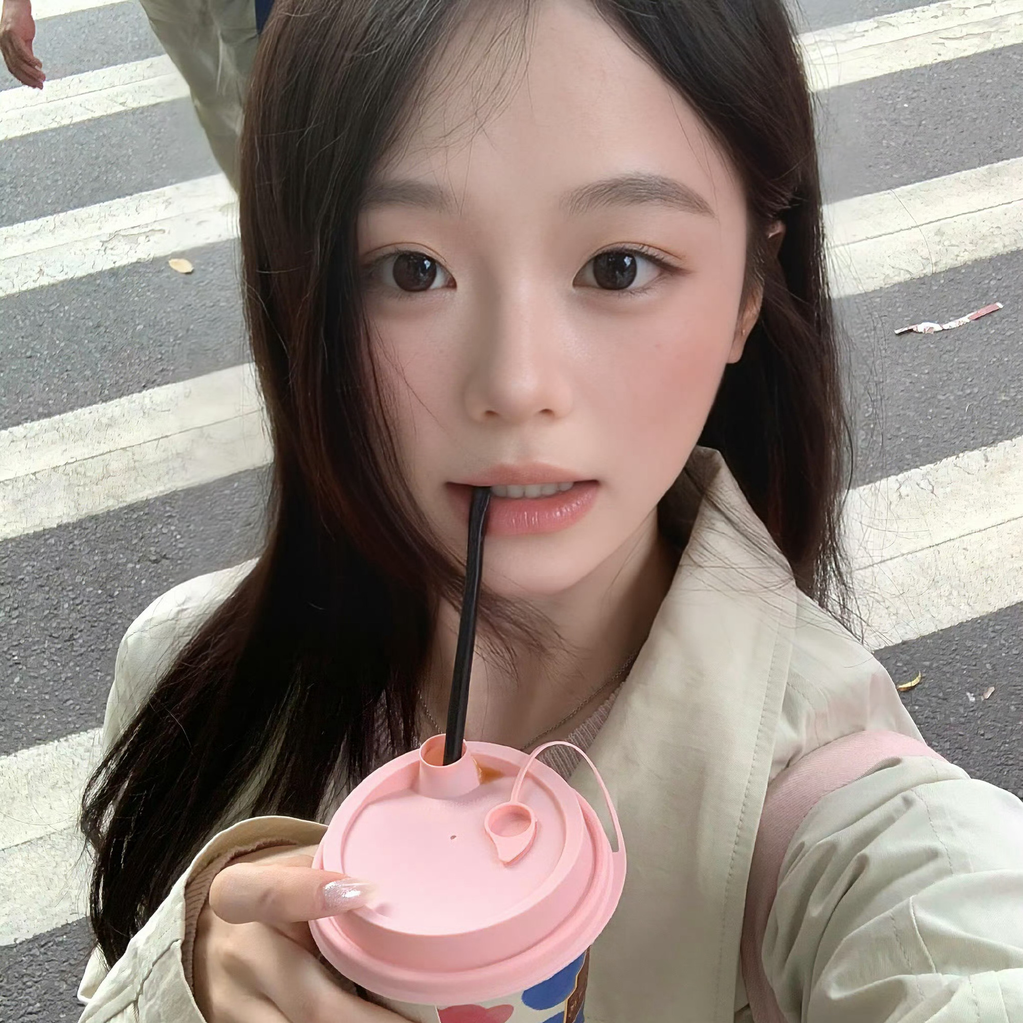 吐鲁番伴游女生Beverly的资料