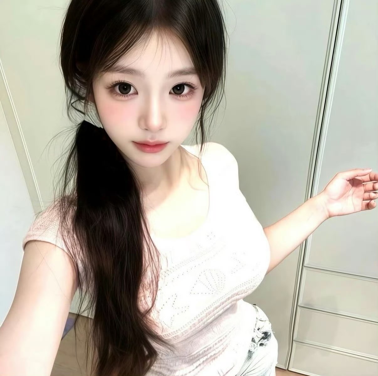 保山伴游女生肖雅萱的资料