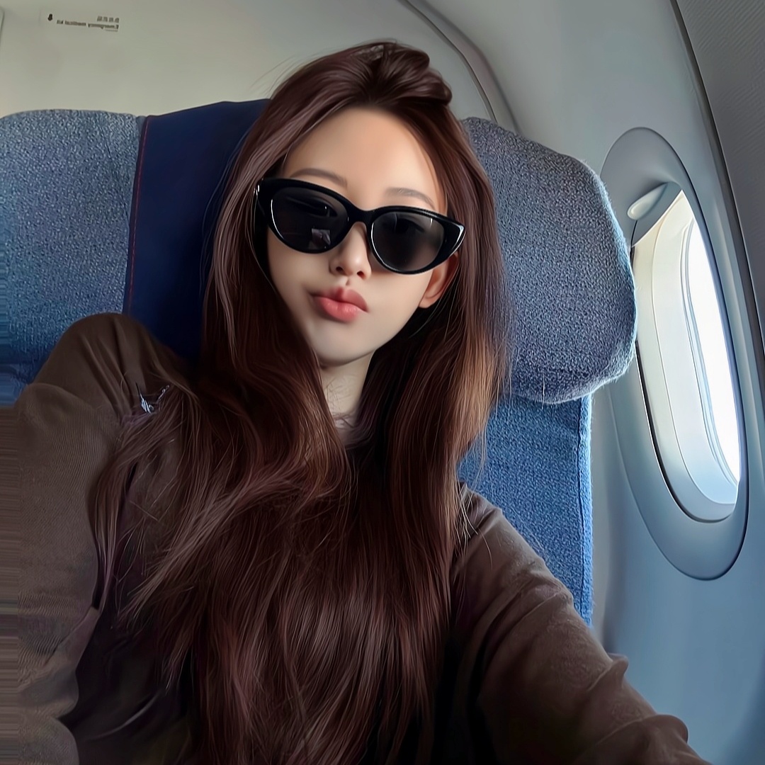 保山伴游女生言祺的资料