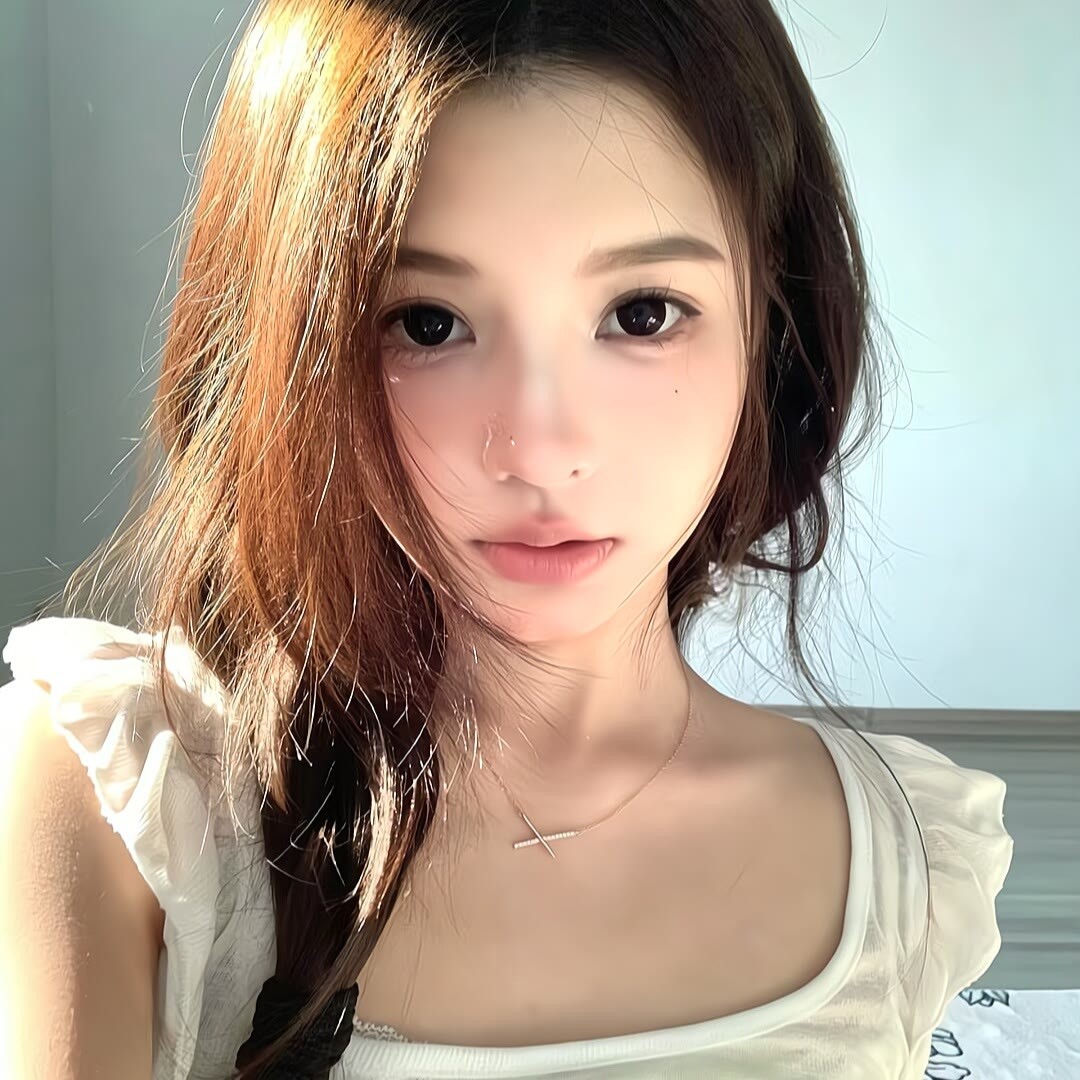 保山伴游女生山彤的资料