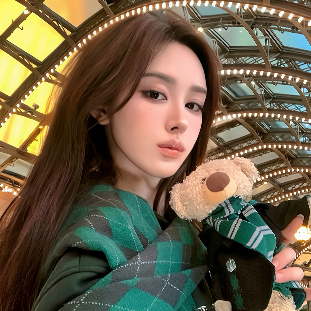 保山伴游女生植纯曼的资料