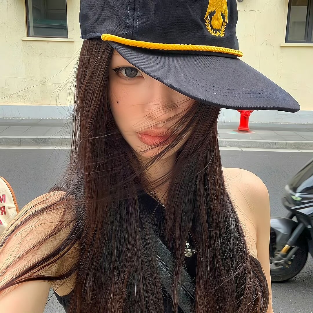 保山私人伴游女生Xaviera Maud的资料