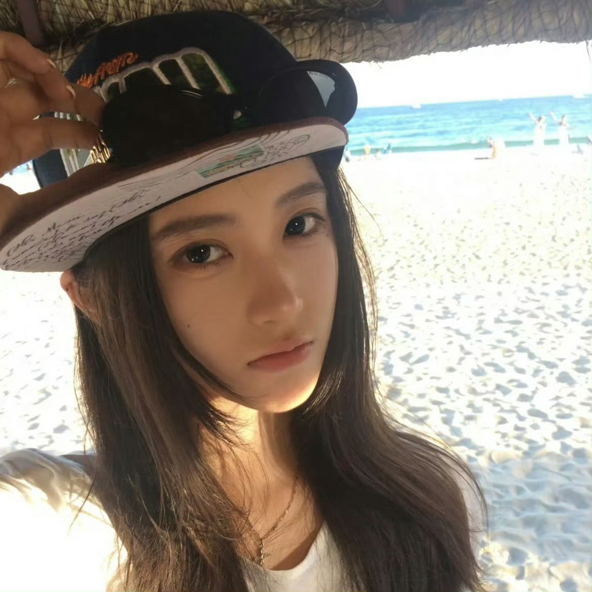 保山伴游女生金美善的资料