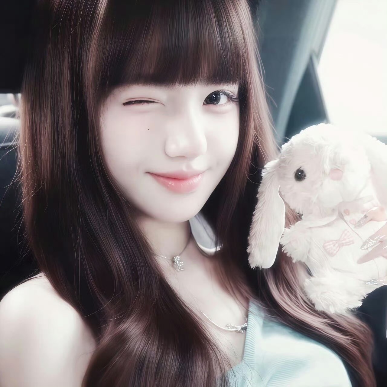 昆明伴游女生砚奚的资料