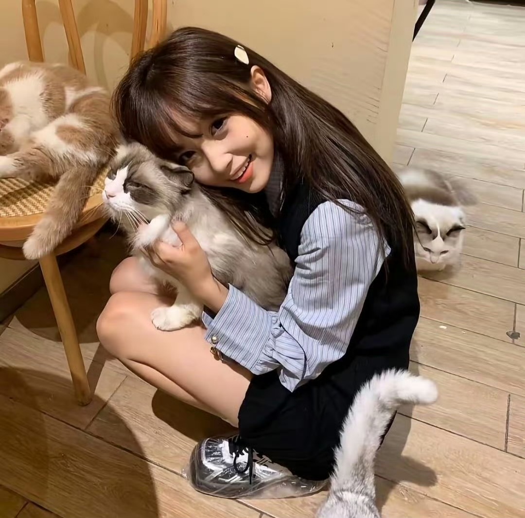 保山伴游女生楚瑶瑶的资料