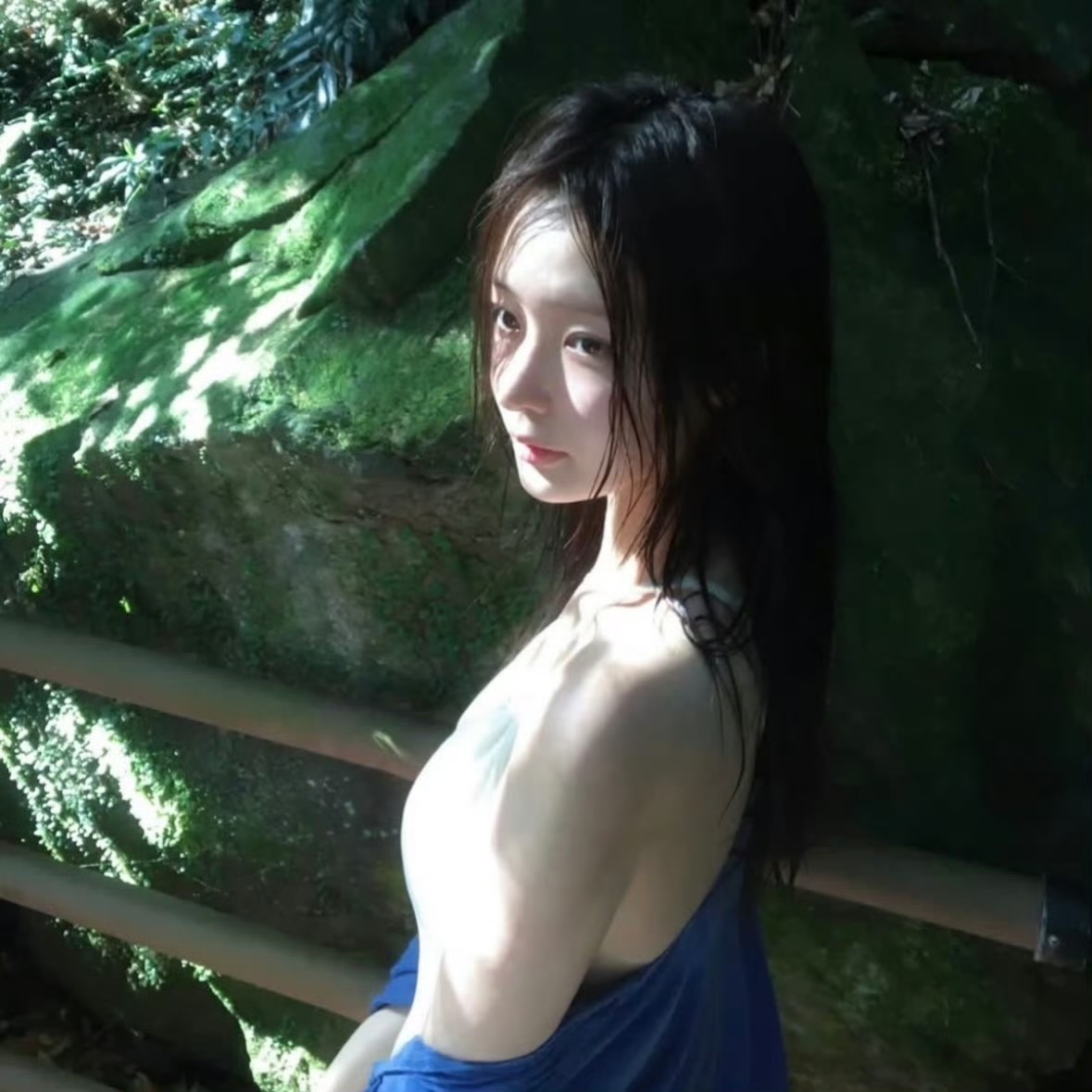 保山伴游女生韩雨薇的资料