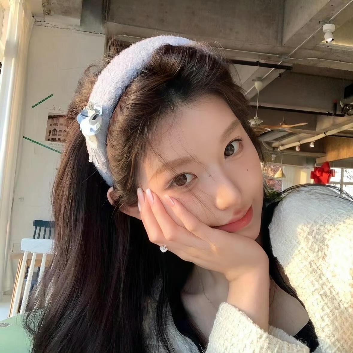 保山伴游女生夏辰的资料