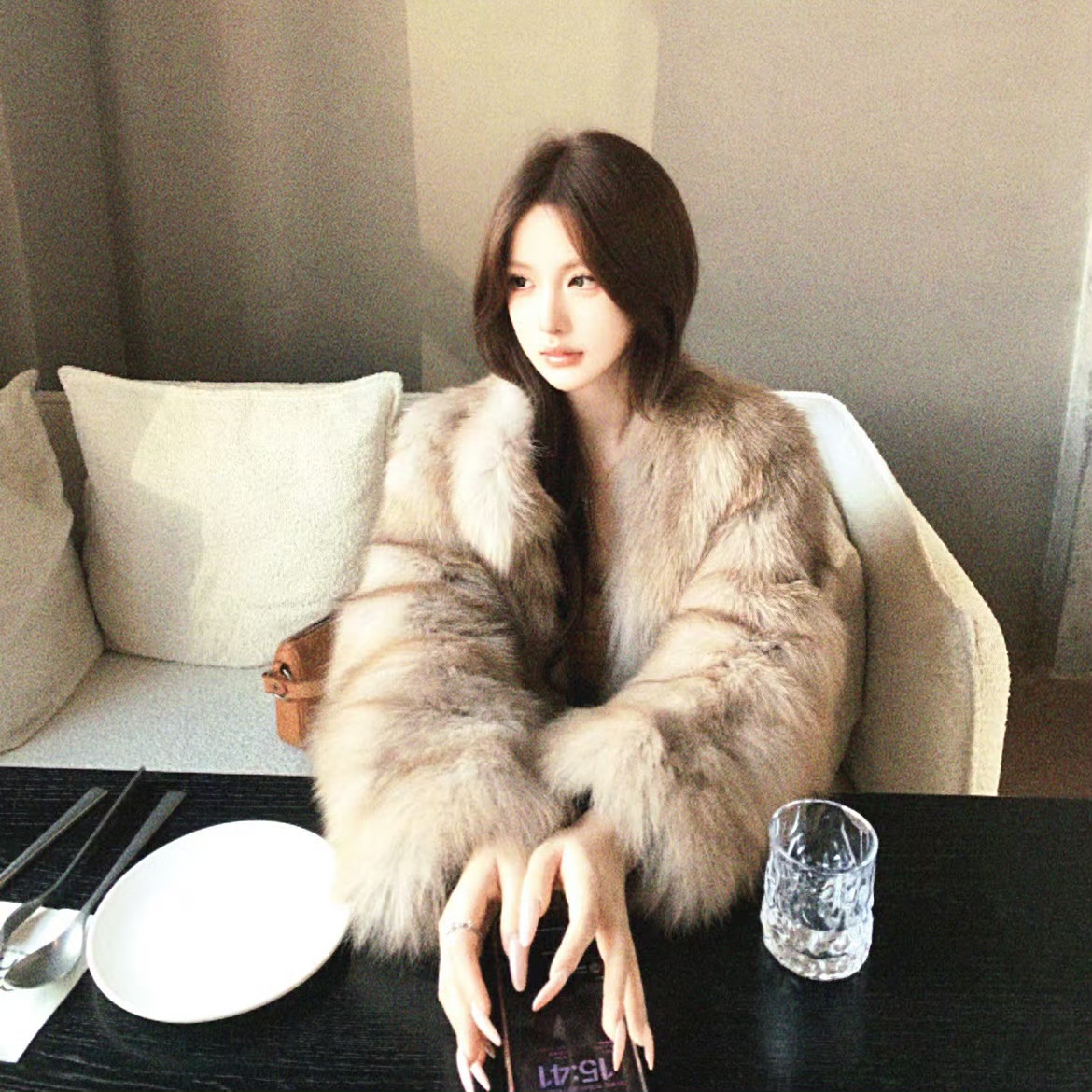 巴音郭楞伴游女生长孙以棠的资料