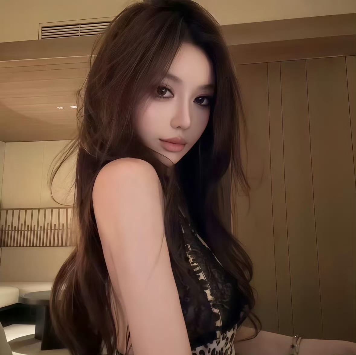 保山伴游女生温念稚的资料