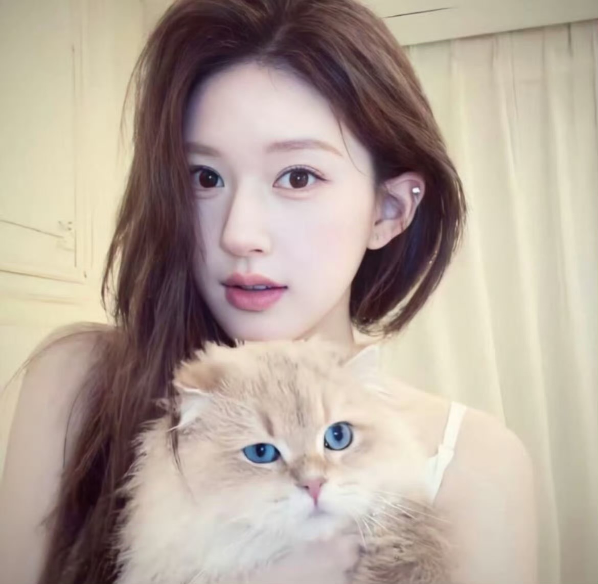 保山伴游女生钟离砂的资料