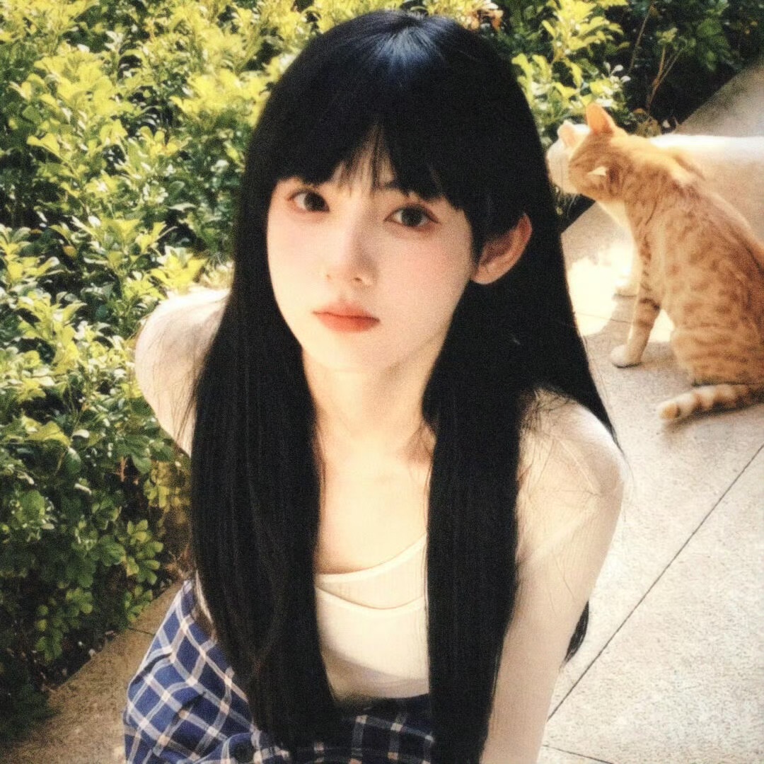 保山伴游女生雪照的资料