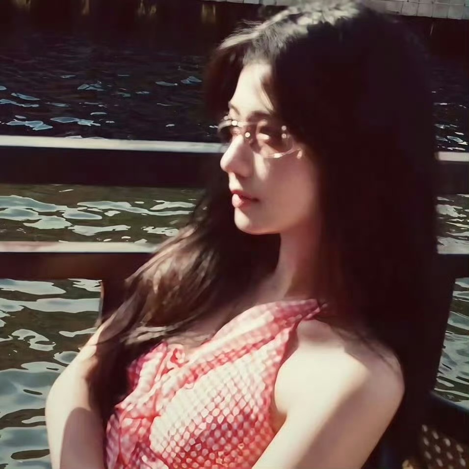 保山伴游女生李书昀的资料