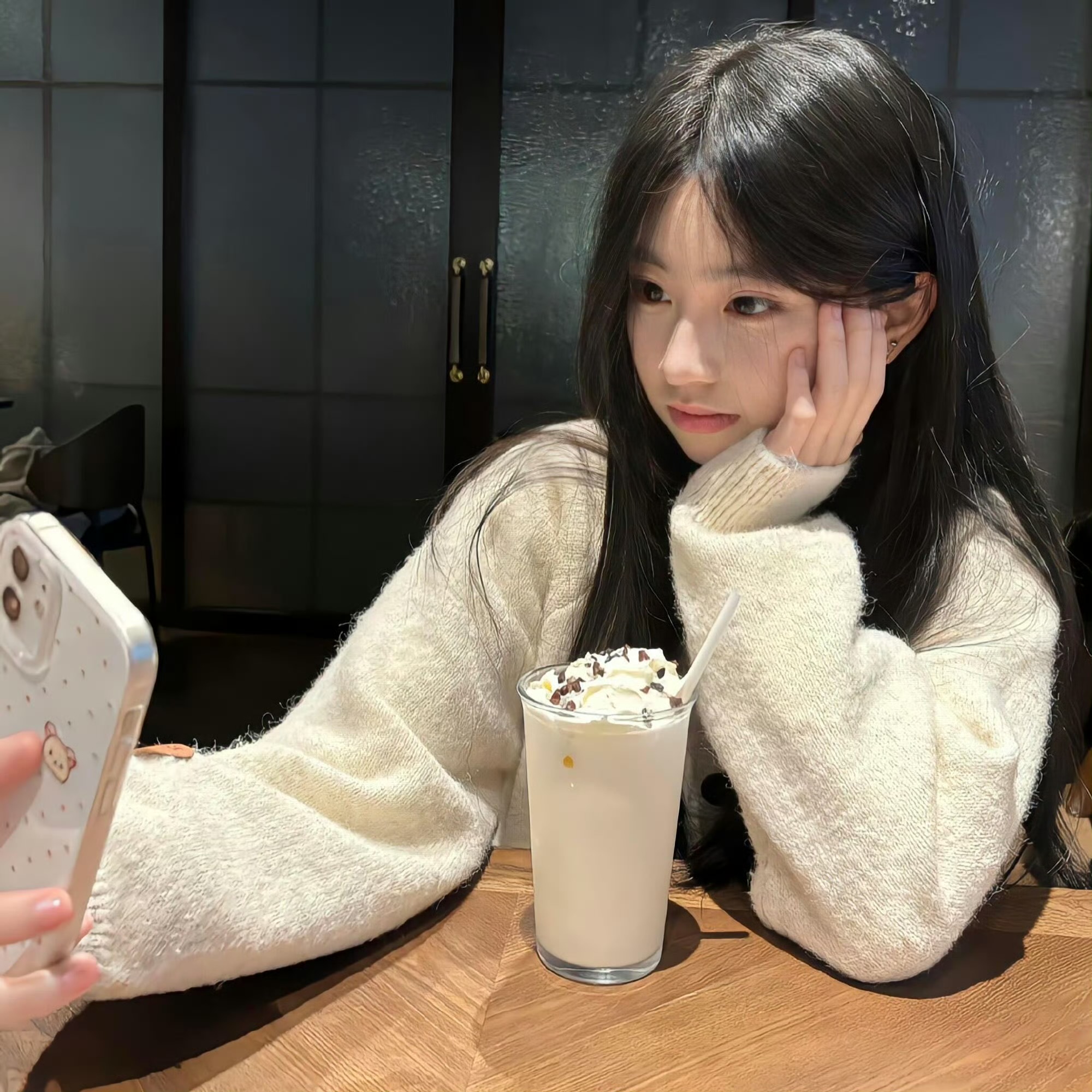 保山伴游女生舒淇的资料