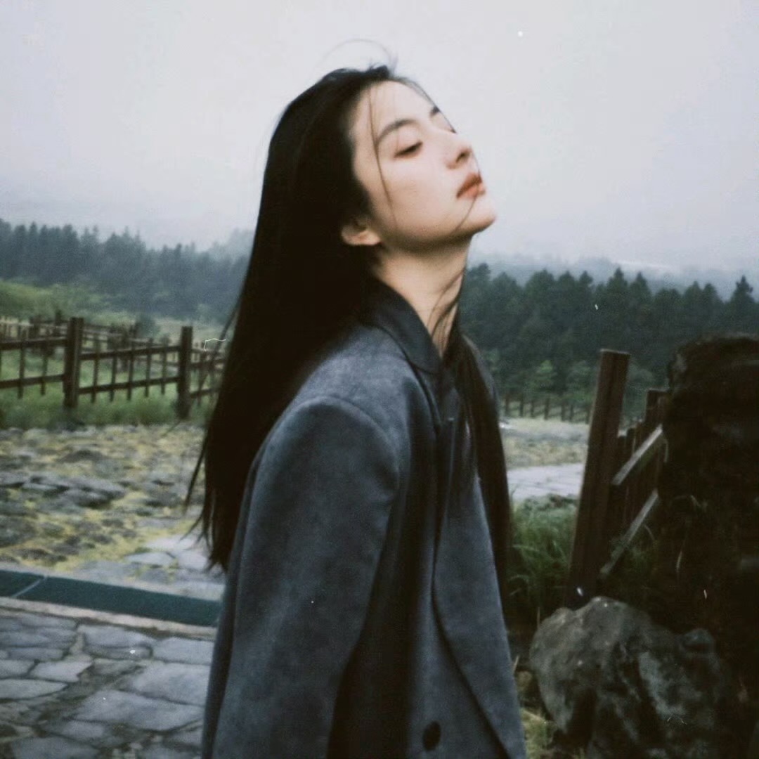 保山伴游女生赵雨萱的资料