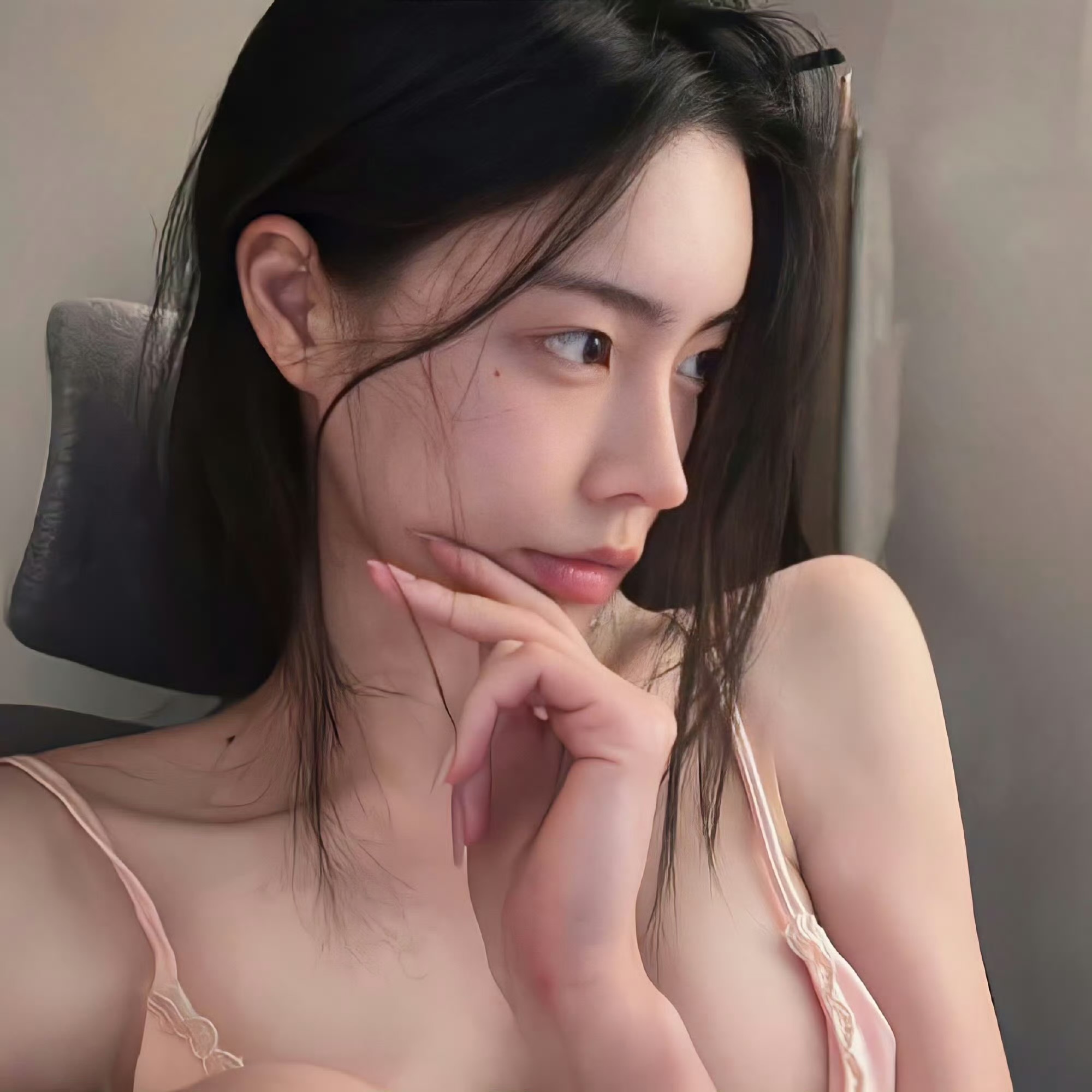 保山伴游女生沁如的资料