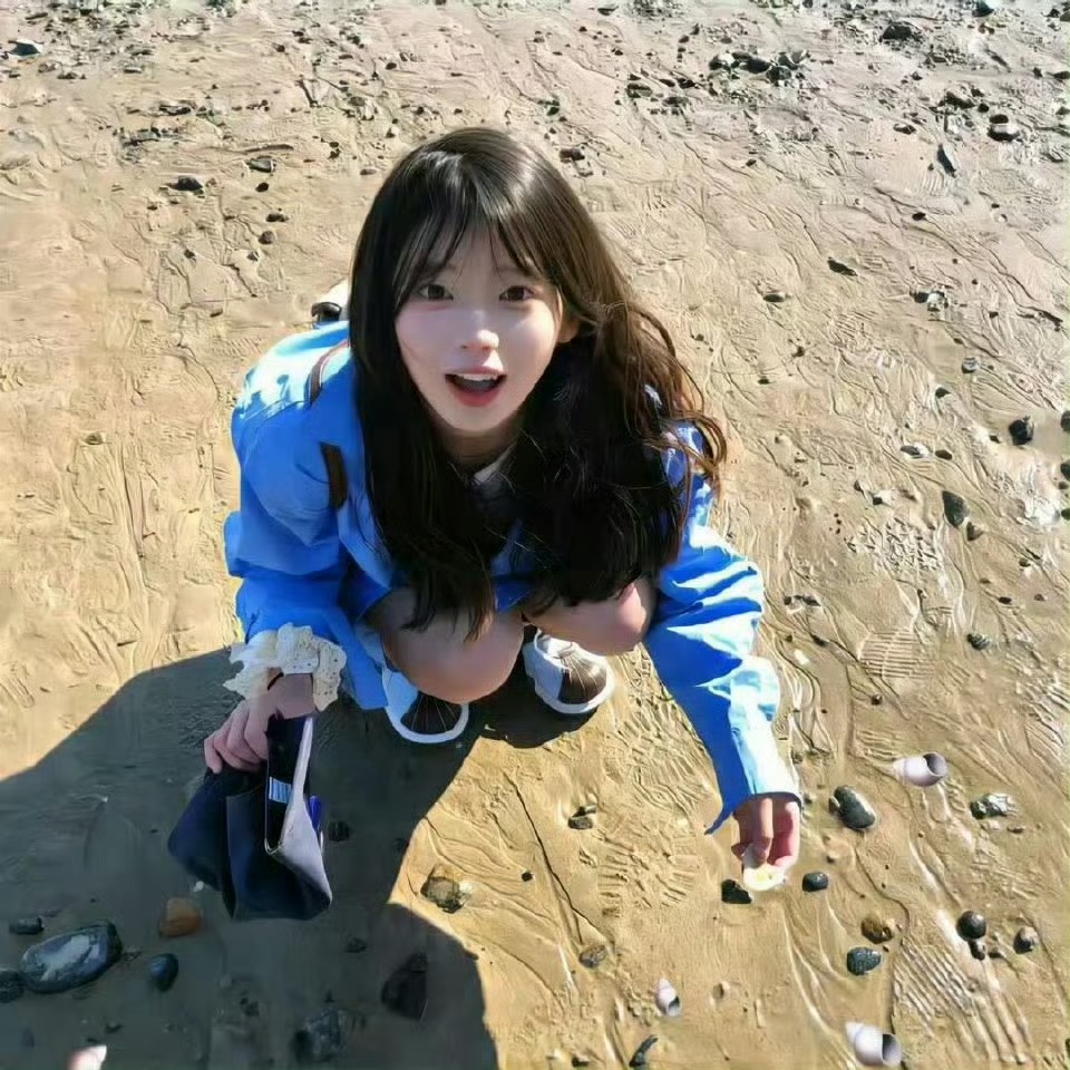 保山伴游女生白露露的资料