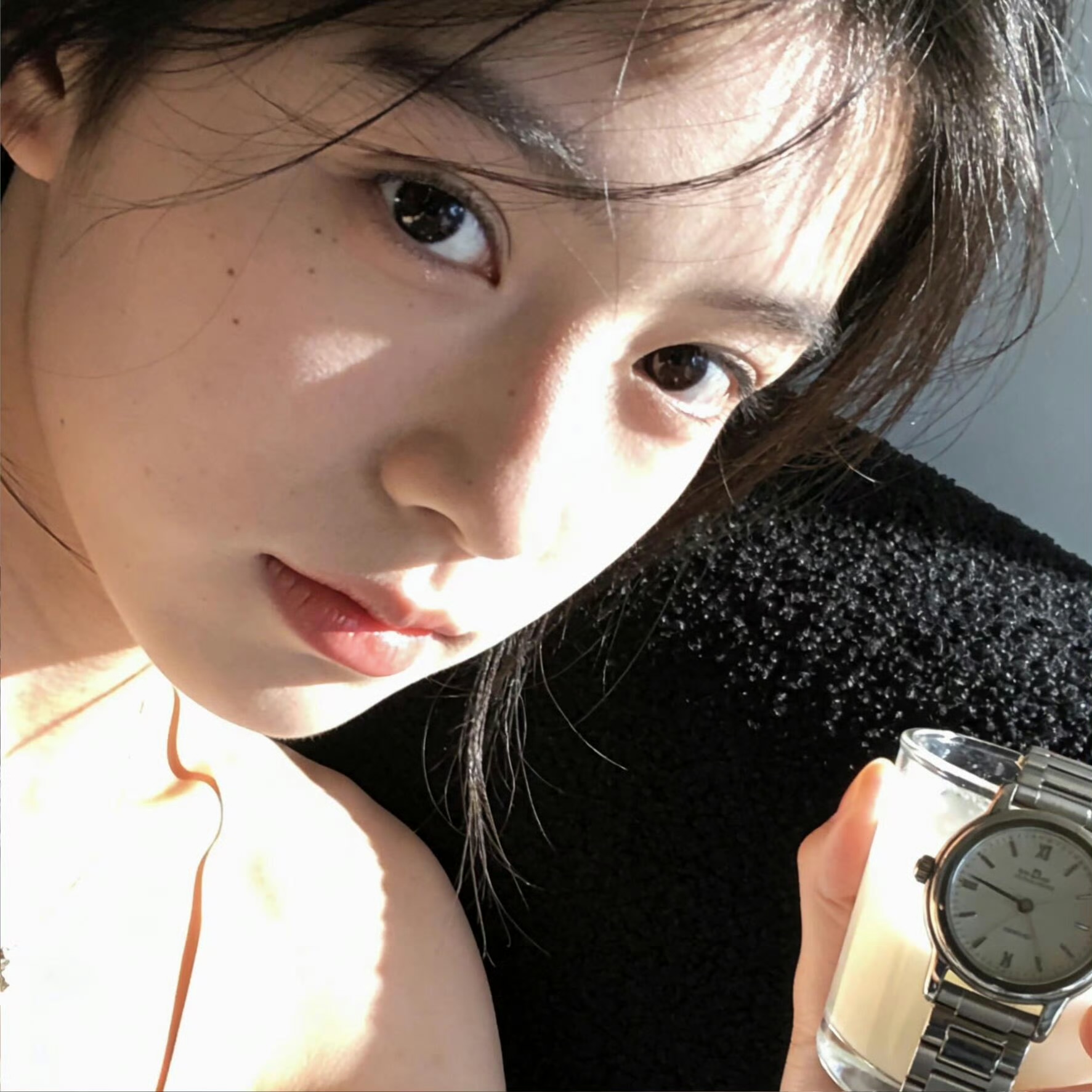 保山伴游女生安然的资料