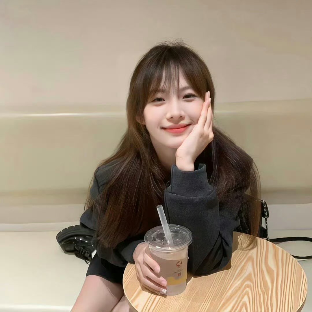 保山伴游女生卫雨婷的资料