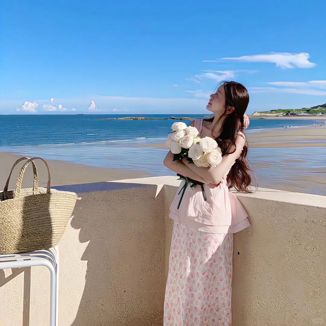 桐乡伴游女生邹妍棠的资料